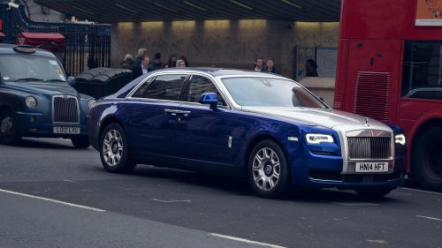 The top 10 EV markets in the world &amp; 10 countries that are lagging behind