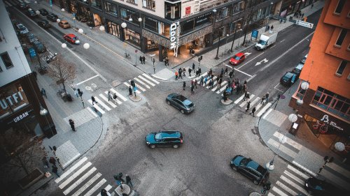 The top 10 EV markets in the world &amp; 10 countries that are lagging behind