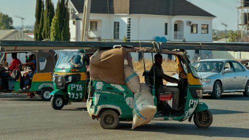 The top 10 EV markets in the world &amp; 10 countries that are lagging behind