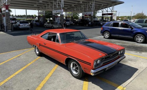 Classic muscle cars more like tanks than transport