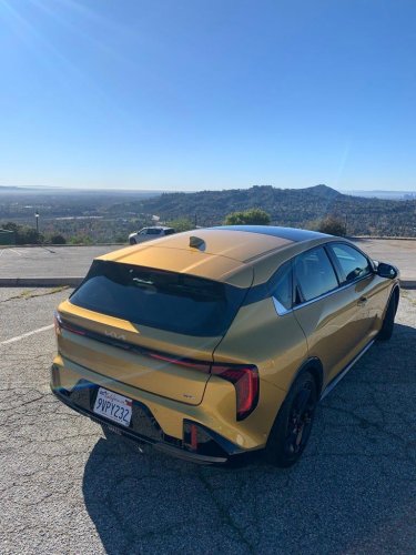 Kia, Kia K4, Hatchback, 2026 Kia K4 hatchback looks nice, drives OK