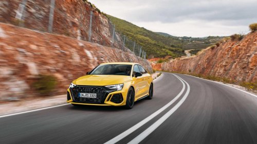 10 performance cars that beat a Porsche 911 without the price tag