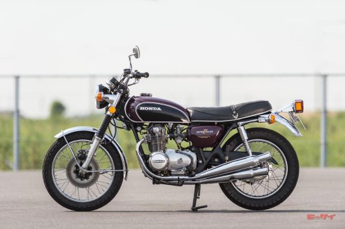 【ホンダドリームCB500FOUR（1971）回顧試乗】渋く速い大人の4気筒を味わう