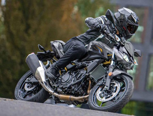 【2026最新情報】カワサキが「Ninja500」「Z500」の国内導入予定を発表! 2026年春頃の登場前に2台をじっくりチェック!