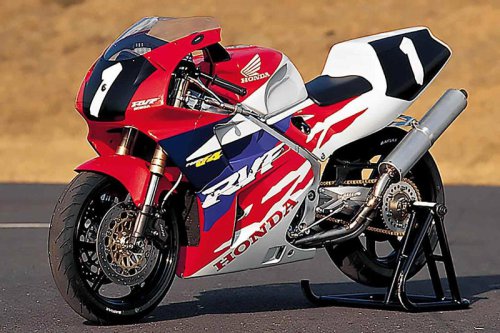 ホンダ「RVF（NC35）」（1994年）VFR400R/NC30の後継機にして最後の400cc/V4となったRVF