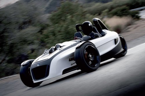 The mysterious world of the three-wheeled car