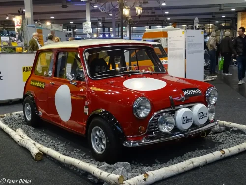 12 popular 1960s cars that turn heads even today