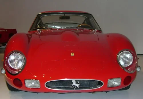 12 popular 1960s cars that turn heads even today