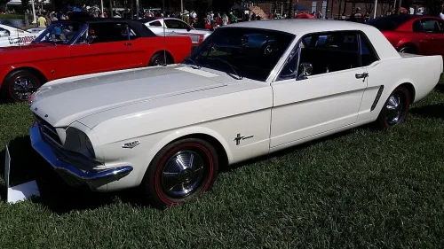 12 popular 1960s cars that turn heads even today