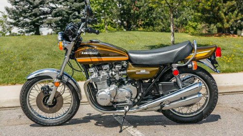 The first production bike to run a 10-second quarter mile