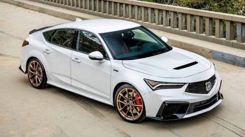 Acura, The only Acura model without a single luxury rival in America