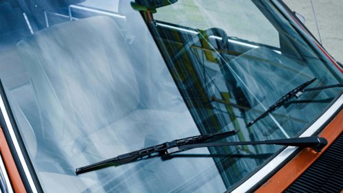 10 signs your car isn't ready for winter &amp; 10 key tips for preparing for colder weather