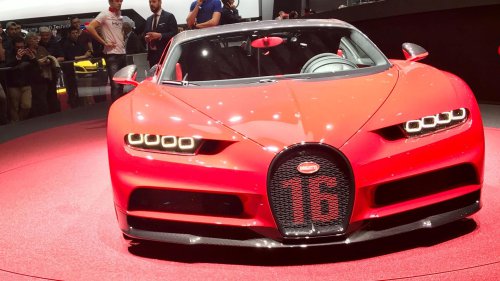 10 sports cars that look best painted red &amp; 10 that look terrible
