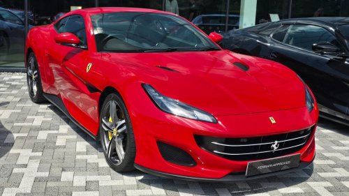 10 sports cars that look best painted red & 10 that look terrible