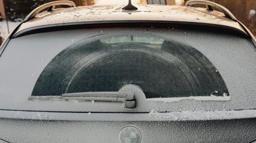 10 signs your car isn't ready for winter &amp; 10 key tips for preparing for colder weather
