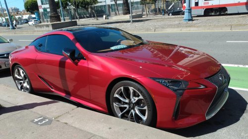 10 sports cars that look best painted red &amp; 10 that look terrible