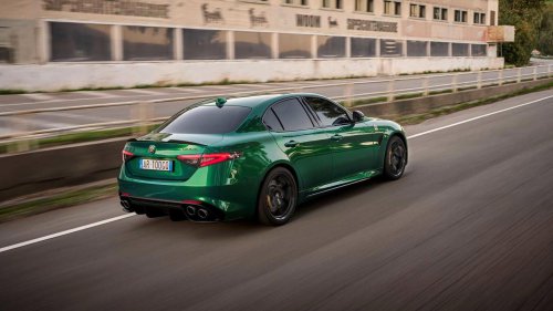 10 sedans that leave Mustangs in the dust