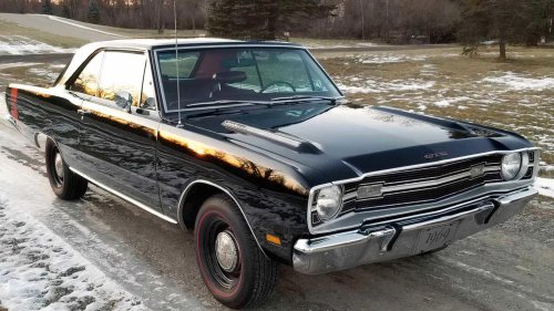 The overshadowed Mopar small-block that outworked the Hemi