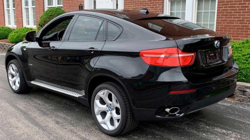 10 performance SUVs that depreciated into the realm of affordability