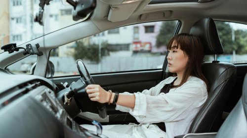 10 reasons drivers prefer professional car washes &amp; 10 reasons they hate them