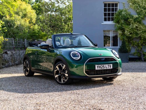 外車オープンカーおすすめ21選。2人乗り・4人乗りの高級オープンカーを紹介