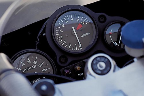 カワサキ「ZXR250（ZX250A）」（1989年）｜レプリカ分野の遅れを帳消しにするべく先進的かつ意欲的な技術をフル搭載