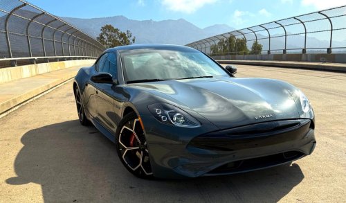Al volante del Karma Revero: se sigue sintiendo especial