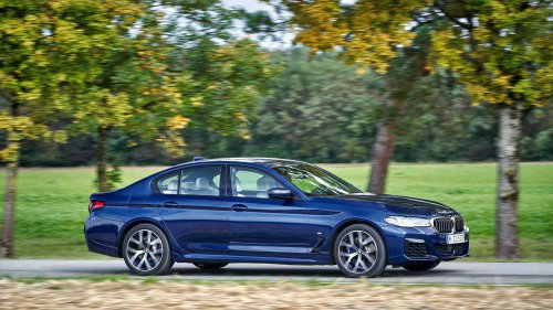 BMW 540i vs. loaded Toyota Camry: Luxury for the price of mainstream
