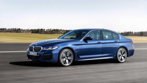 BMW 540i vs. loaded Toyota Camry: Luxury for the price of mainstream