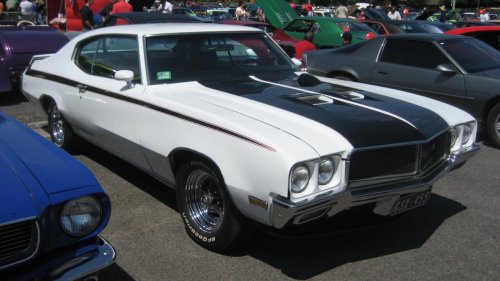10 muscle cars from the horsepower wars that still define American performance