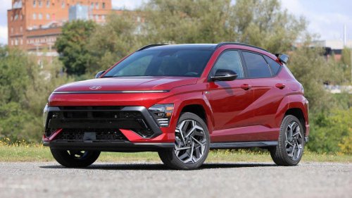 Best gas mileage SUVs under $30,000