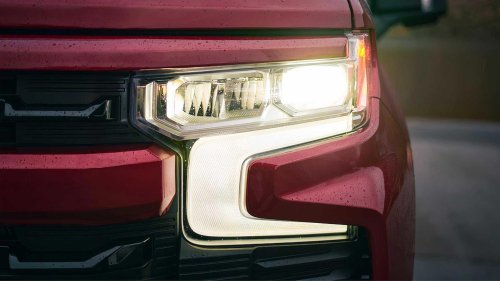 The bang-for-your-buck V8 pickup that holds its value