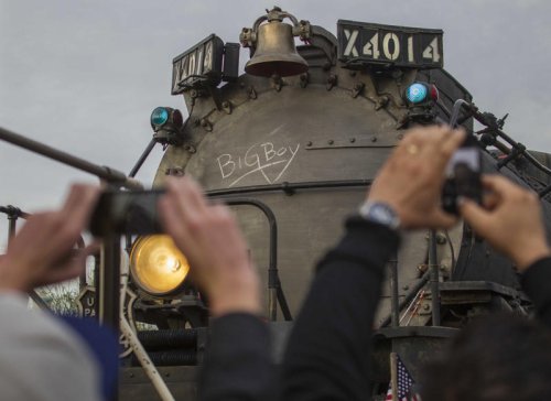 When will massive Big Boy locomotive begin coast-to-coast tour? CEO hints at timeline