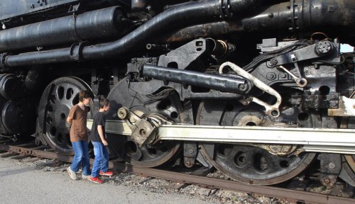 When will massive Big Boy locomotive begin coast-to-coast tour? CEO hints at timeline