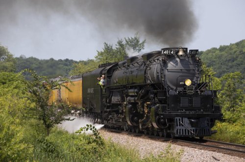 When will massive Big Boy locomotive begin coast-to-coast tour? CEO hints at timeline