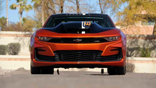 The biggest engine ever plonked under the hood of an American car