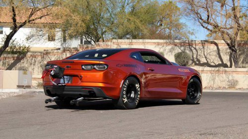 The biggest engine ever plonked under the hood of an American car