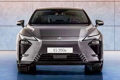 レクサスES、8年ぶりフルチェンジ! ついにEVを選んだ理由
