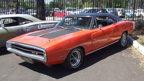 Muscle Cars, 12 classic muscle cars that still dominate car shows today
