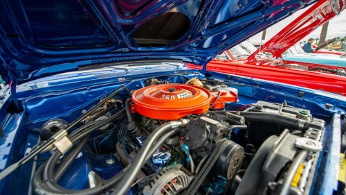 9 of the greatest engines ever stuffed into Mopar muscle cars