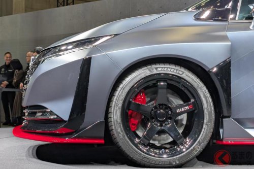 Nismo | 日産「オーラNISMO RS コンセプト」初公開! 1.5リッターターボ×e-POWERで最強のパワーウェイトレシオ実現! 「R32型GT-R」の“伝説的ホイール”装着した「スポーツモデル」の狙いとは!