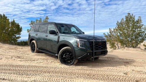 SUV, The 10 biggest engines you can get in a non-luxury SUV in 2026