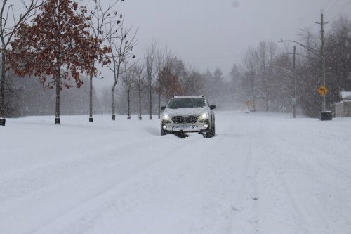 Bridgestone Blizzak DM-V2 winter tire review: Still the standard