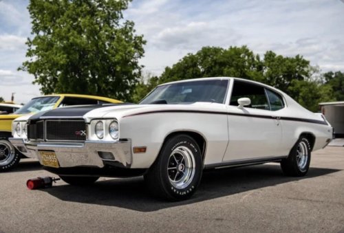 Classic muscle cars more like tanks than transport