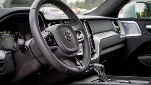 The used luxury hybrid SUV that everyone’s overlooking