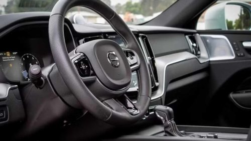The used luxury hybrid SUV that everyone’s overlooking