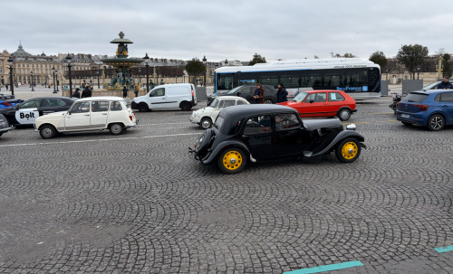 Check out all the cool cars of La Traversee de Paris