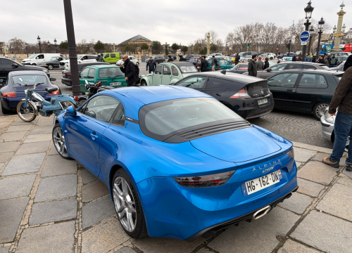 Check out all the cool cars of La Traversee de Paris