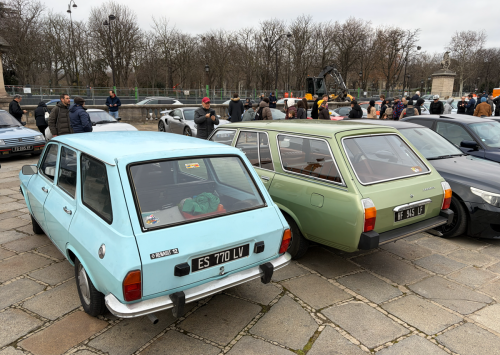 Check out all the cool cars of La Traversee de Paris