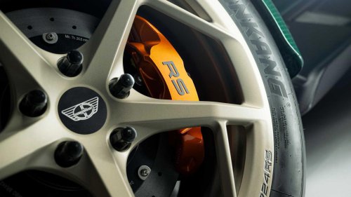 A new 600 HP supercar that’s lighter than a Mazda Miata